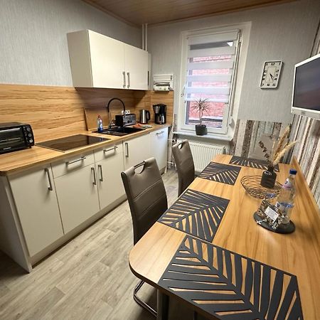 Christels Ferienwohnung 2 In Thale Mit Ueberdachter Terrasse, Kueche Mit Tv & Geschirrspueler Екстер'єр фото