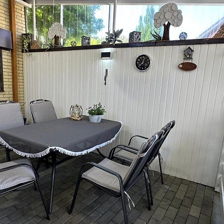 Christels Ferienwohnung 2 In Thale Mit Ueberdachter Terrasse, Kueche Mit Tv & Geschirrspueler Екстер'єр фото